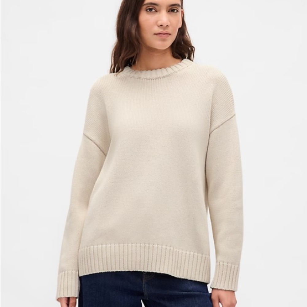 GAP Women's Cream Oversized Boyfriend Sweater